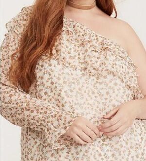 Torrid Top Ruffled Size 3 (3X) One Shoulder Asymmetrical Floral Wildflower